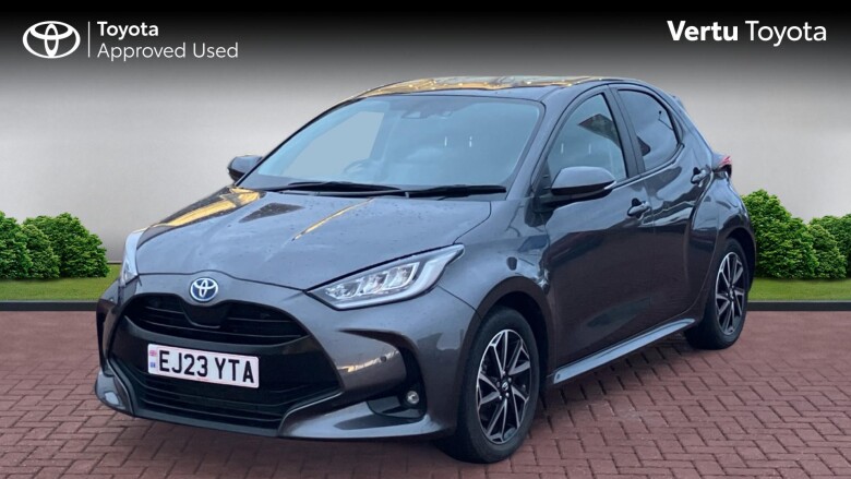 Toyota Yaris 1.5 Hybrid Design 5dr CVT Hybrid Hatchback